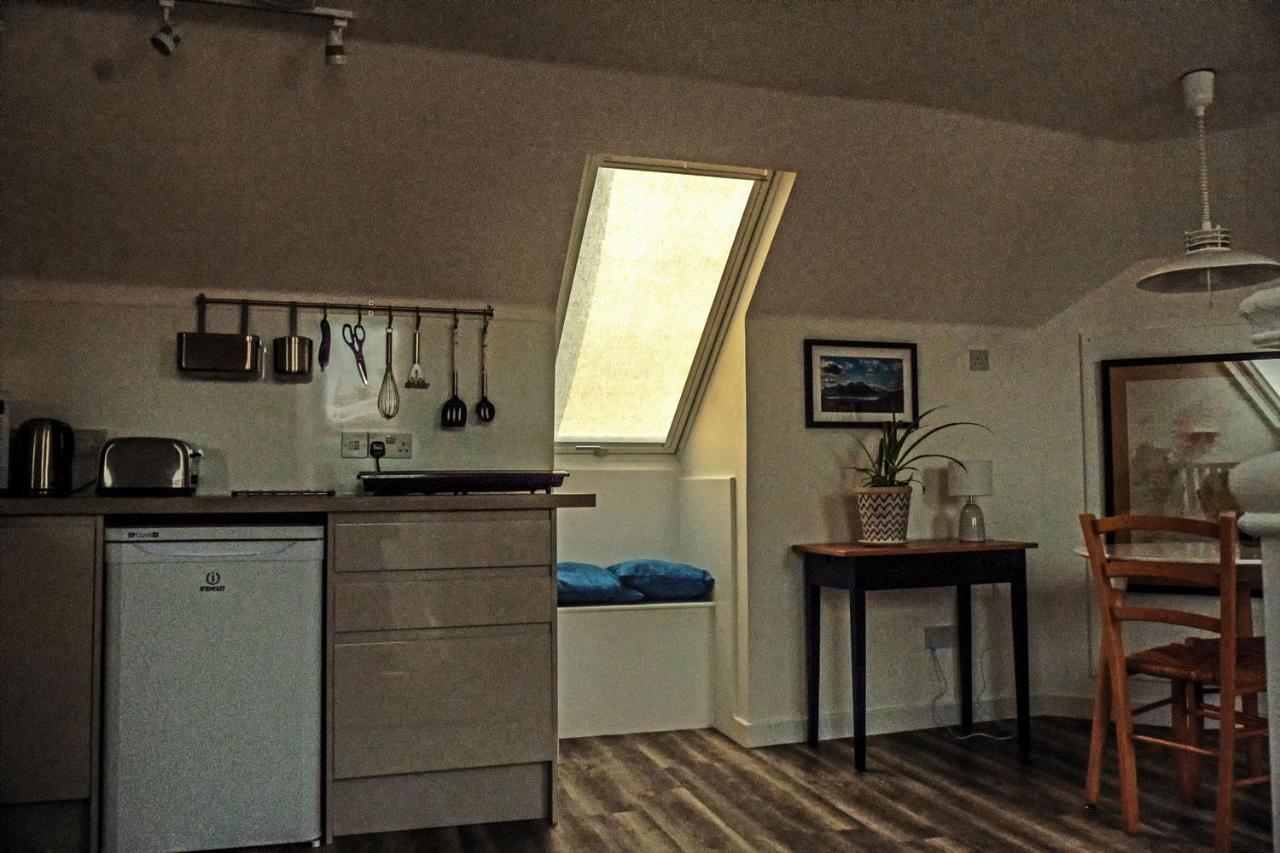 Ferienwohnung The Walk-Up Portree Exterior foto